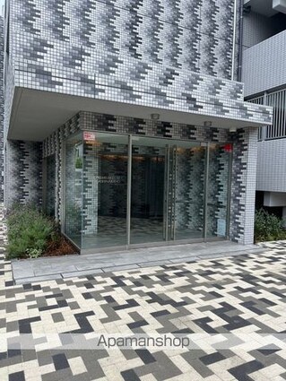 東京都中野区東中野５丁目[1DK/25.98m2]のエントランス