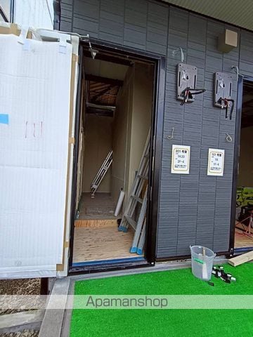 アジュールSの玄関写真