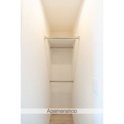 コンフォリア・リヴ新中野ＳＯＵＴＨ[1DK/25.51m2]の収納