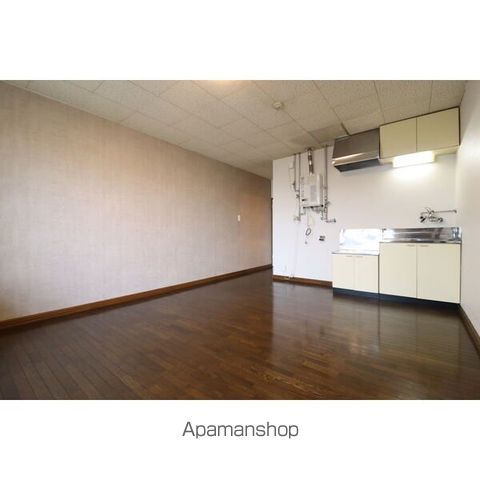 元町アパートメントの内装写真