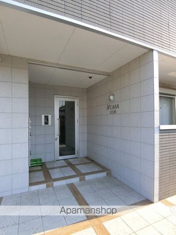 B’CASA天王台の玄関写真