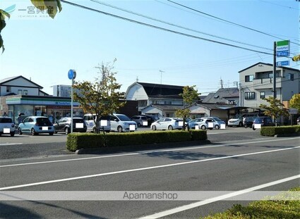 ナチュラルリーフ松山[3LDK/66.14m2]の周辺8