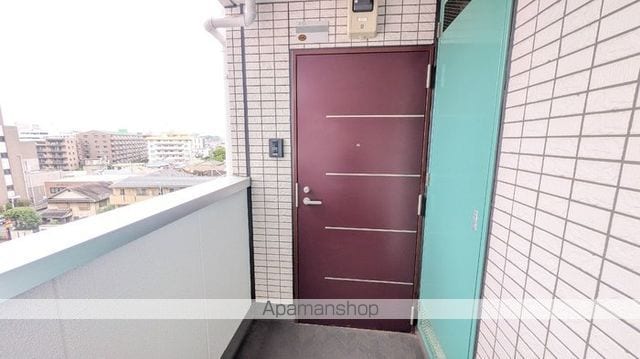 ニュートリノ要の内装写真