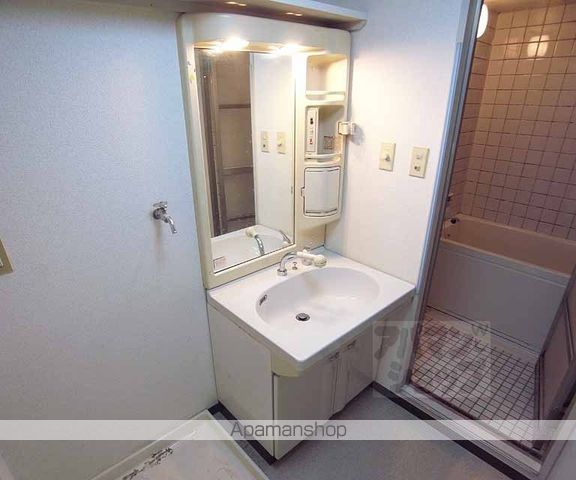 グランドムール伏見北の内装写真
