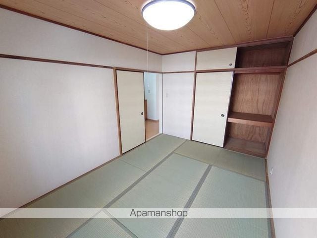 北柏ライフタウン松葉町四丁目第三団地13号棟の内装写真
