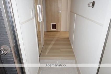 ポローニアＦ[1LDK/40.14m2]の玄関