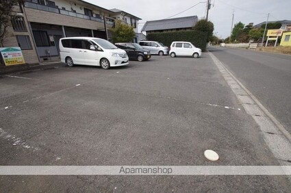 サンビレッジ弐番館[3DK/51.37m2]の駐車場1