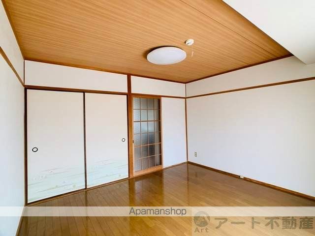 枝松マンションの内装写真