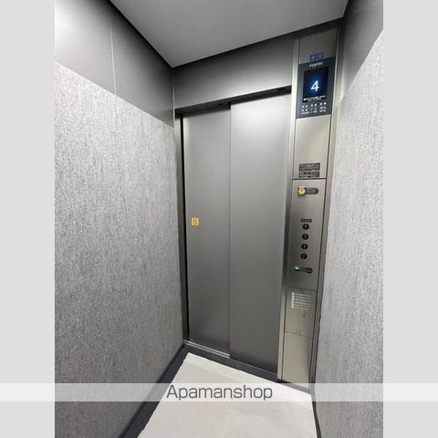 SーRESIDENCE南郷CLARITYの玄関写真