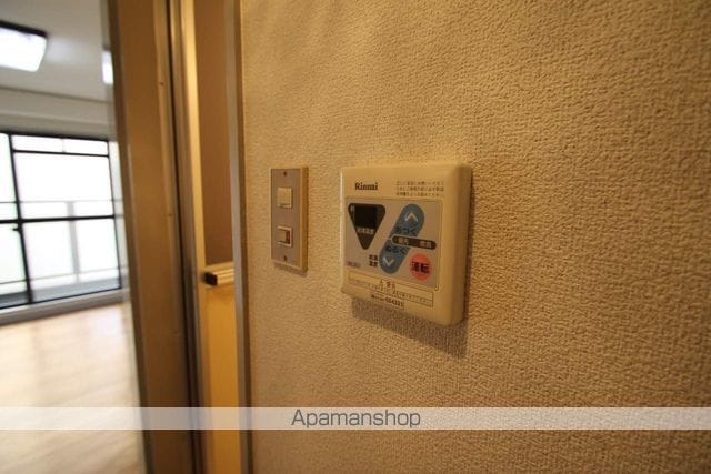 江坂ハイツ8の内装写真