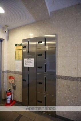 ルーブル中野南台[2DK/40.3m2]の共用部1