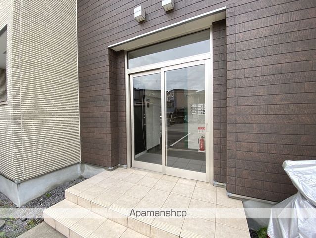 レグノ深堀の玄関写真