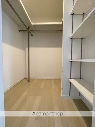 東京都中野区本町１丁目[1LDK/36.6m2]の収納