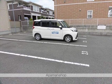 和歌山県和歌山市栄谷[3LDK/67.11m2]の駐車場1