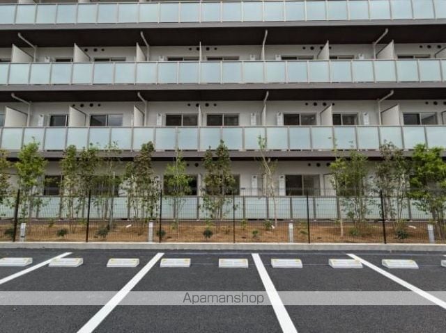 ケイディーエックスレジデンス原木中山の外観写真