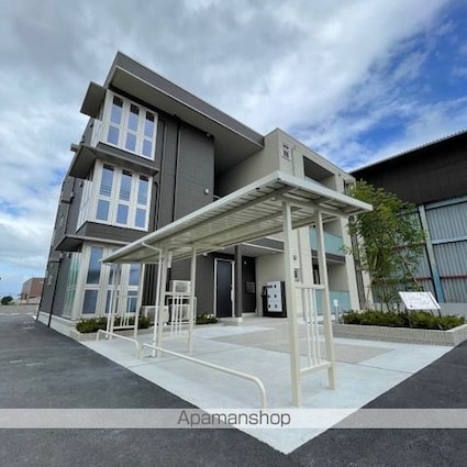 プティペル[1LDK/52.96m2]の外観2