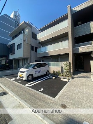 和歌山県和歌山市南材木丁２丁目[1LDK/51.7m2]の駐車場