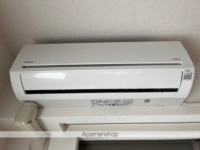 ラズベリー コートの内装写真