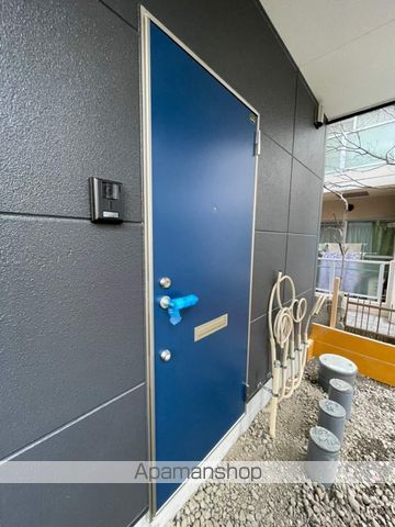 ハウズライフ厚木五番館の玄関写真