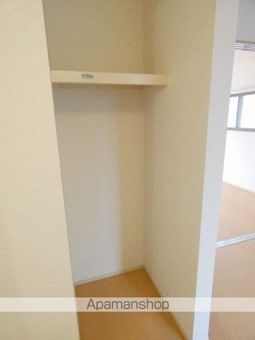 ラハナIIの内装写真