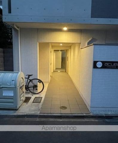 アクエルド京大北の玄関写真