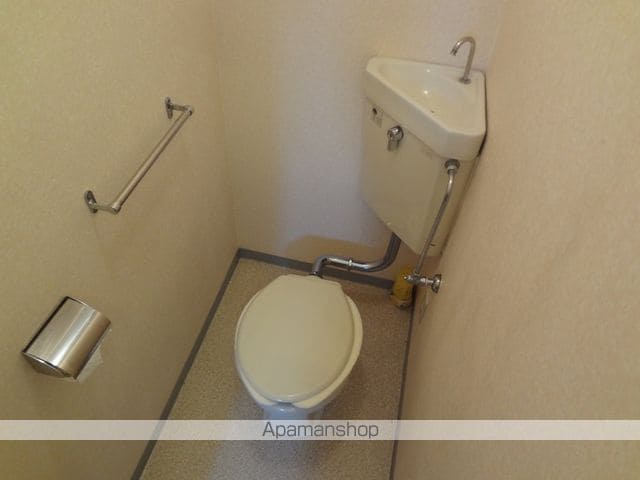 トリプルステーション菱屋西の内装写真