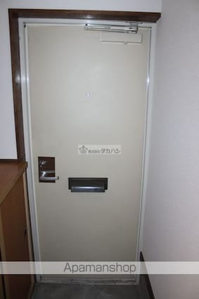 コーポ宮　１号棟[3K/52.99m2]の玄関