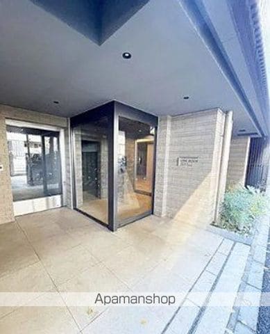パークキューブ新板橋の玄関写真