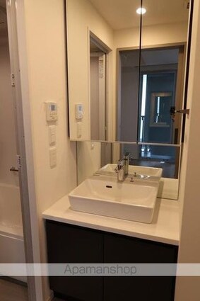 ローレルタワールネ浜松町[1R/27.14m2]の洗面所