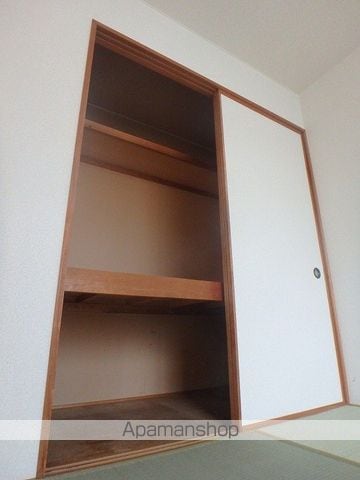 ハイグレード13の内装写真