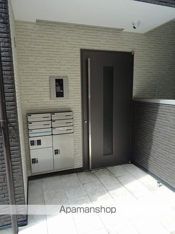 R−SMART仙台宮千代の玄関写真