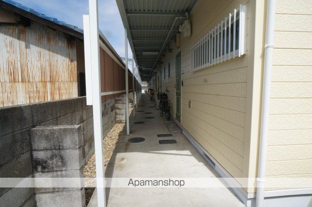 エステートピア築山二番館の玄関写真