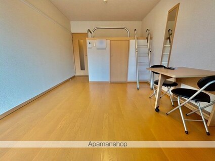 レオパレスＡｐｐｒｏａｃｈ２[1K/25.76m2]のリビング・居間1