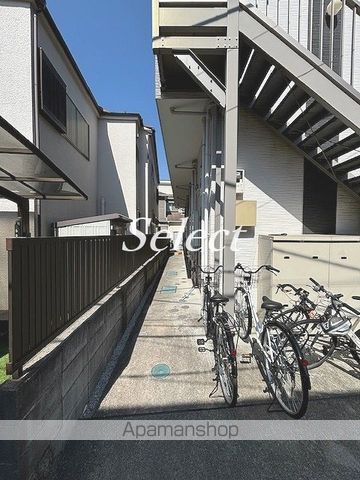 リバージュ追浜の玄関写真