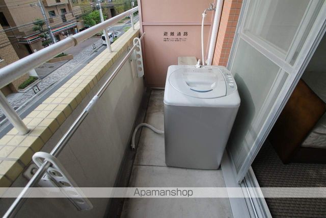 ミールズ江坂の内装写真
