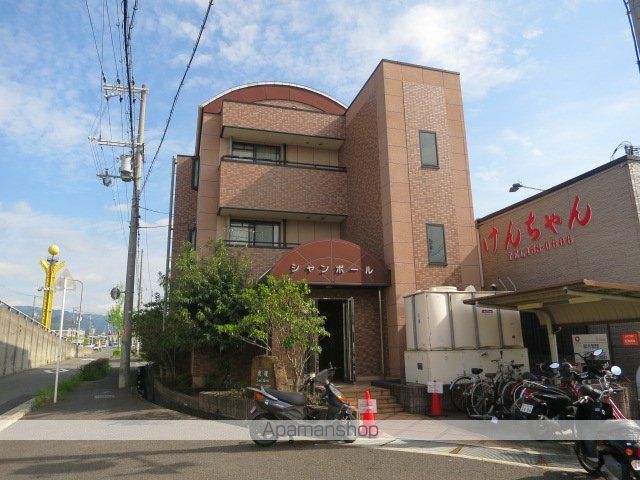 シャンポールの外観写真