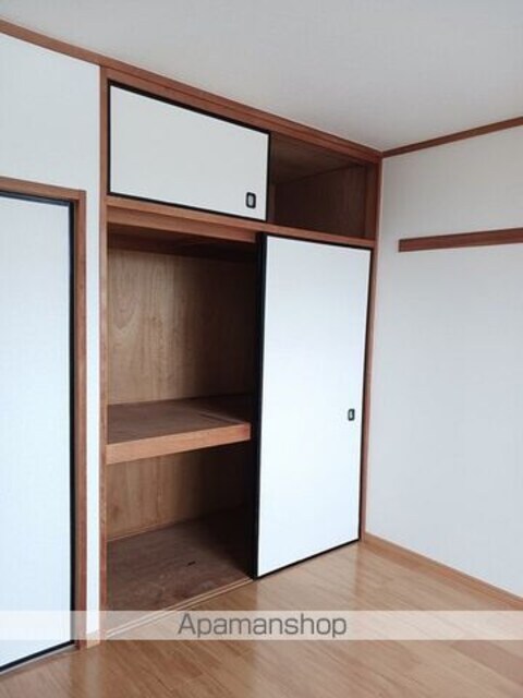 エルディム岡田[2DK/39.74m2]の収納