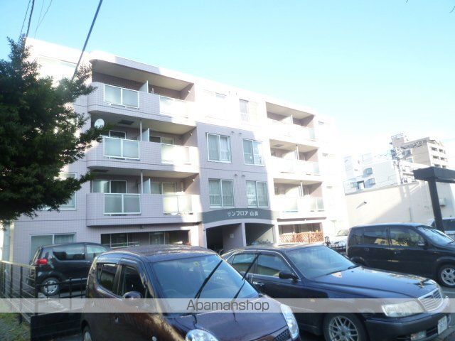 サンフロア山鼻の外観写真
