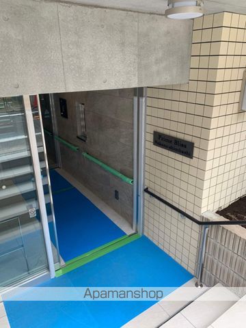 中野新橋レジデンスの玄関写真