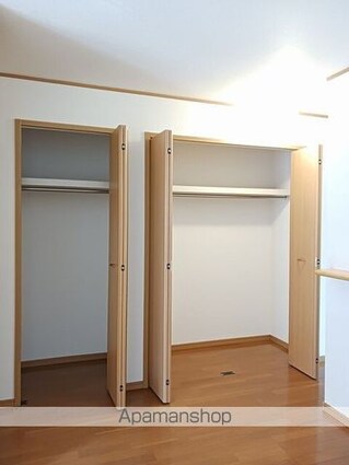 ラフィネＢ[1LDK/46.49m2]の収納