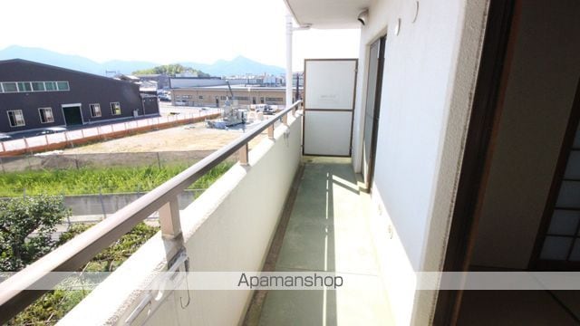 ランプリ築山の内装写真