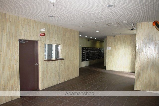 クリテリオン新大阪の玄関写真