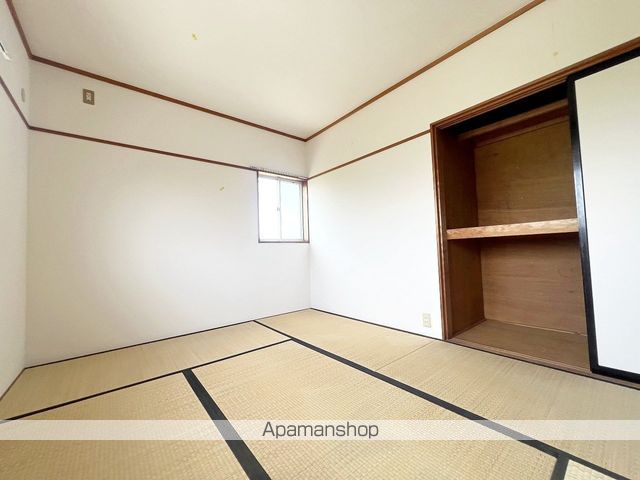 リバーサイド古川Aの内装写真
