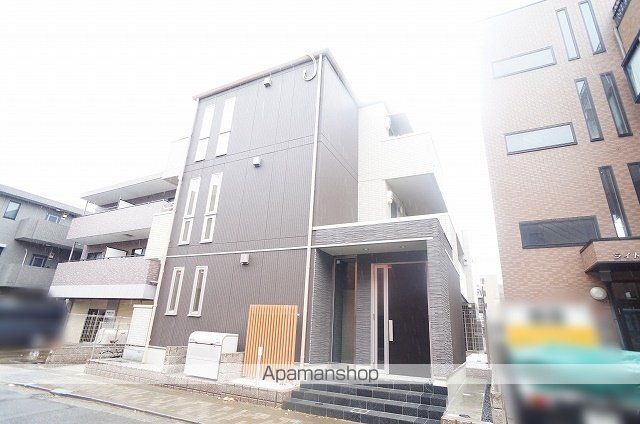 グランデファーレ仲町台の外観写真