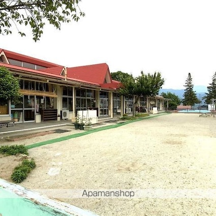 スカイマンション[2DK/50.54m2]の周辺8