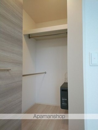 グリーンテラス長野駅東口[1DK/30.11m2]の収納