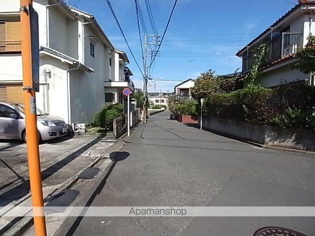 ヴィラ　ジャスティスⅠ[1R/33.16m2]の周辺2