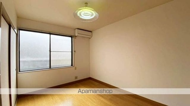 カレッジ浜の内装写真