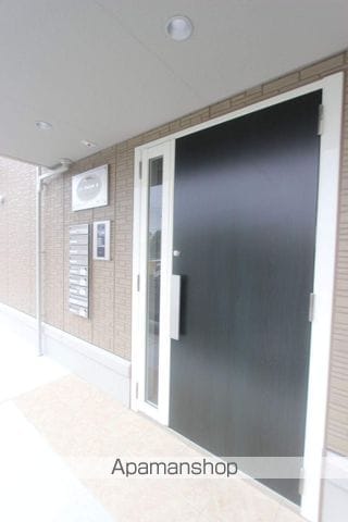 ライフマンションA・B Bの玄関写真