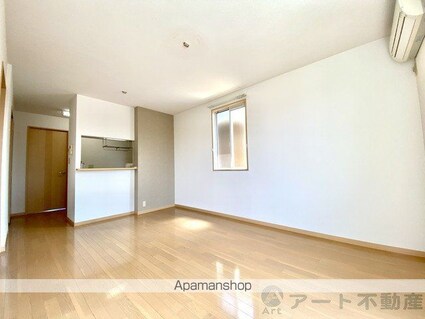 プランドール凛　Ａ棟[2LDK/55.15m2]のリビング・居間